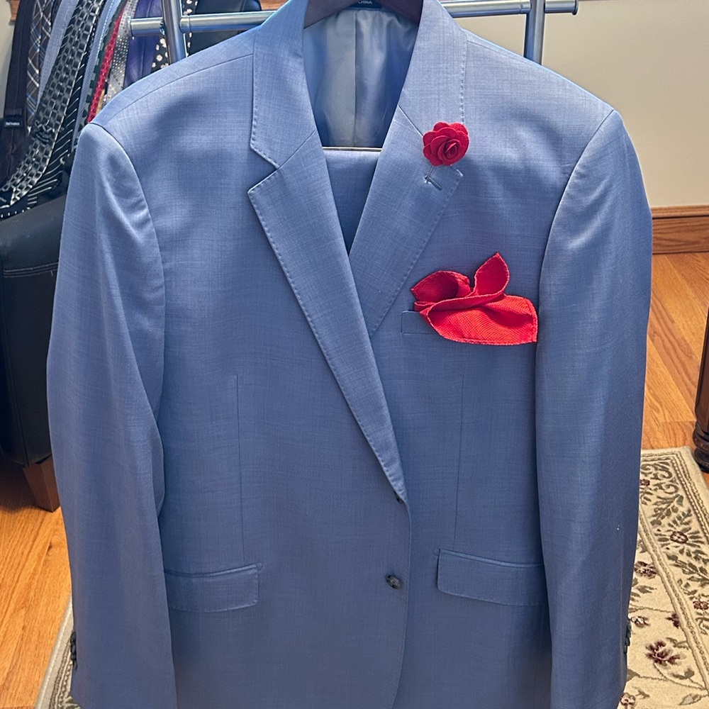 Paul suit Fredrick